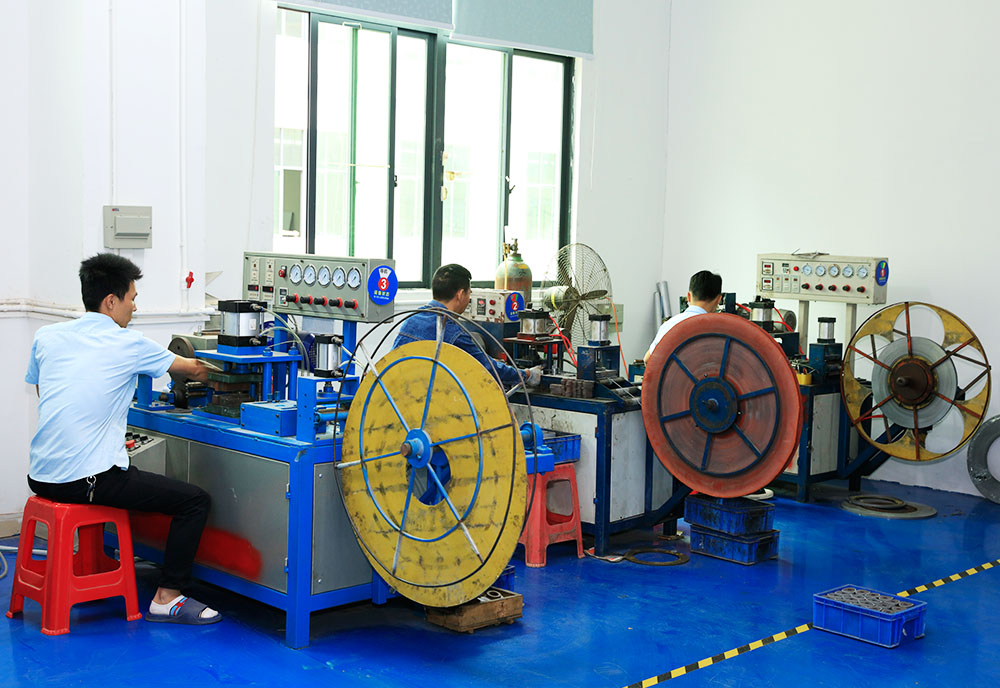 互感器鐵芯生產(chǎn)車(chē)間